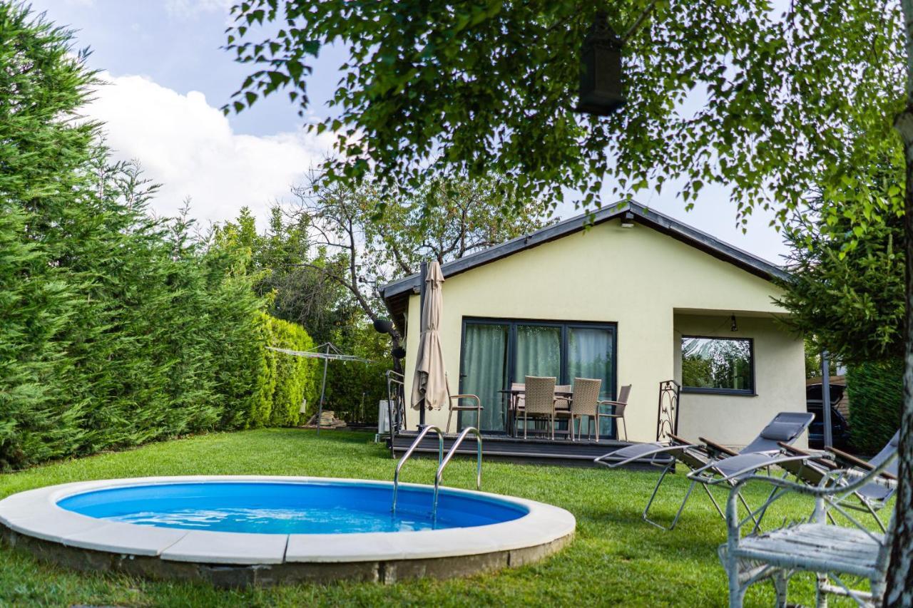Cherry Tree Cottage Zlatni pjasătsi Eksteriør bilde